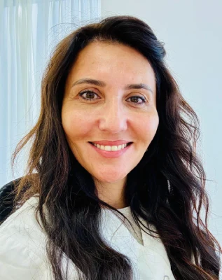 פמלה, אוסטאופתית